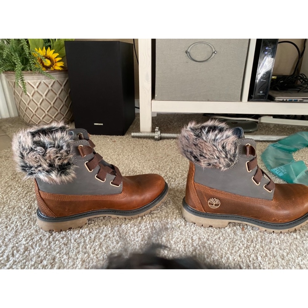 Timberland Boots women’s size 8.5